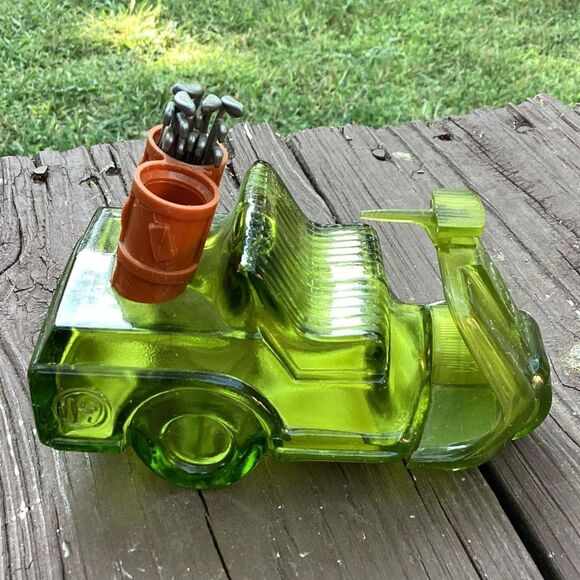 Vintage Golf Cart Decanter Green Glass Liquor Empty‎ Bottle Golf Clubs 19th Hole - Picture 1 of 5
